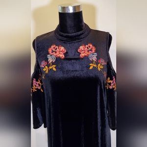 Short Black Velvet dress w/ shoulder cutout bell sleeve and embroidered flowers